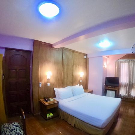 Royal City Hotel Mandalay Exterior foto