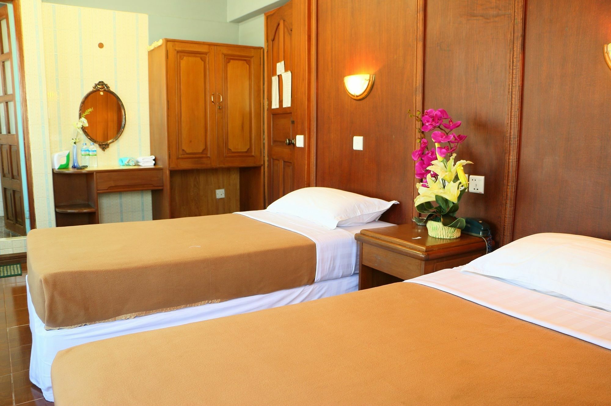 Royal City Hotel Mandalay Exterior foto