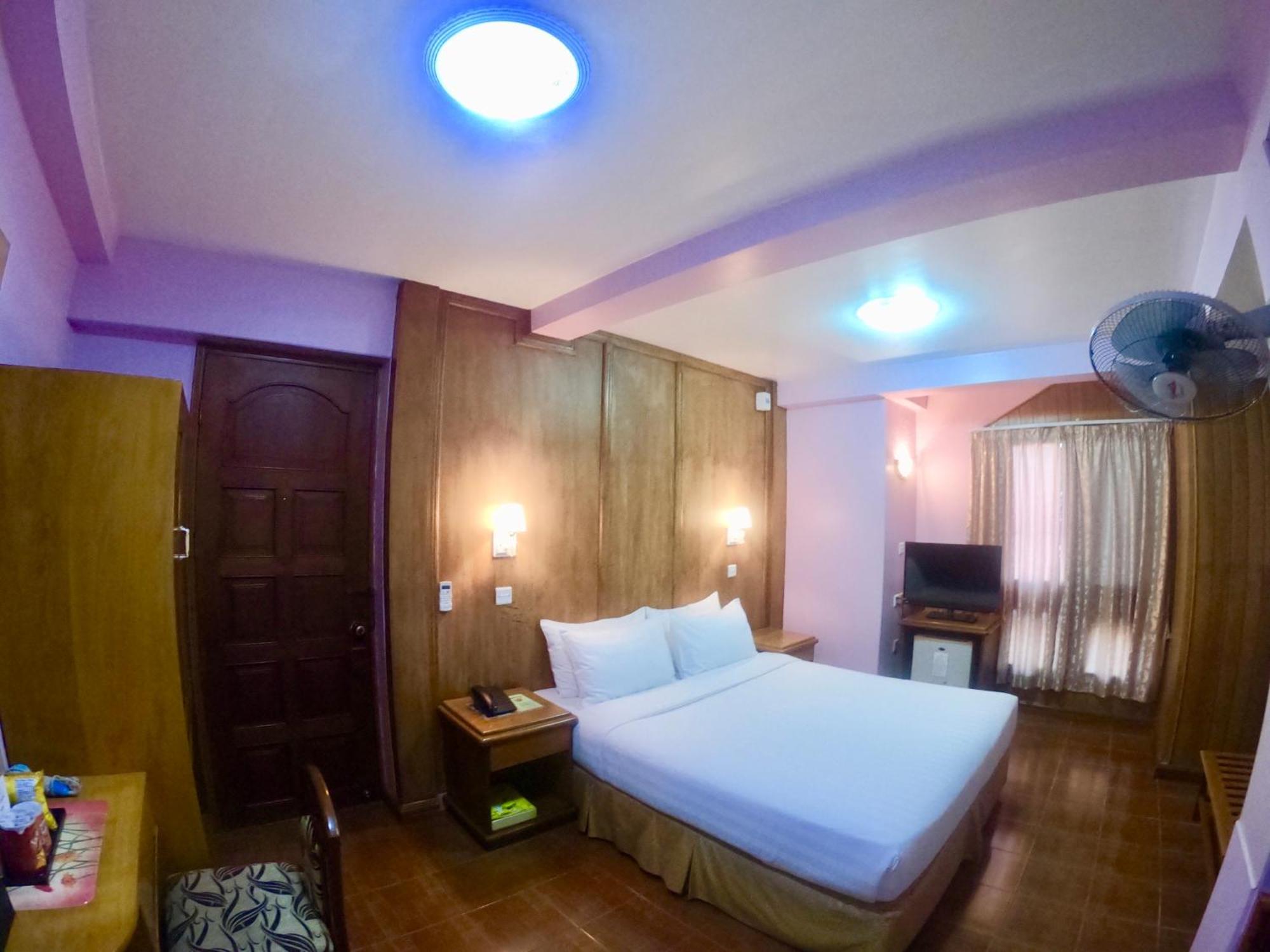 Royal City Hotel Mandalay Exterior foto